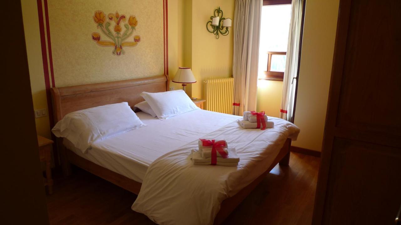 Rta Hotel Catturani 마돈나 디 캄필리오 외부 사진