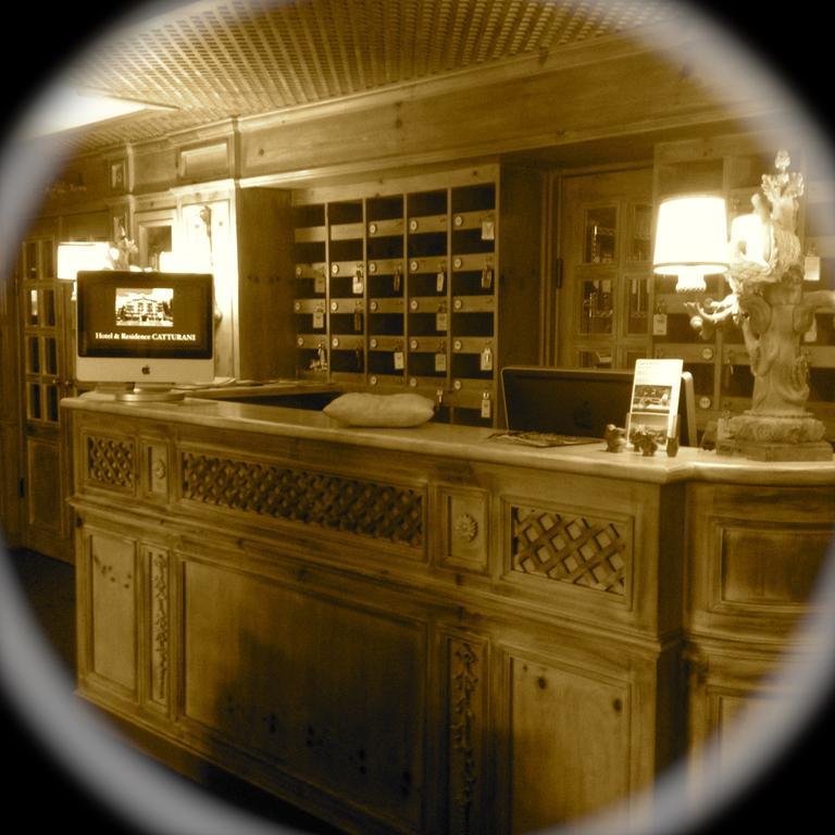 Rta Hotel Catturani 마돈나 디 캄필리오 외부 사진